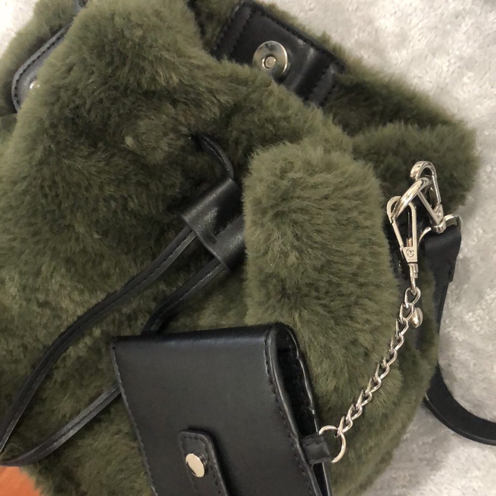 Bucket bag - Picture 3 of 3